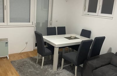 Location d’un appartement meublé de 2 pièces, 40 m², près du parc, Belgrade, Serbie